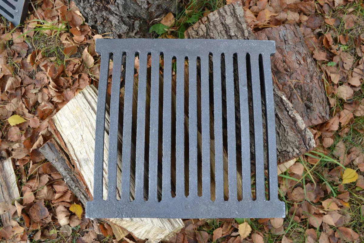 SEZAM 33 x 34 cm (32,7 x 34), robusta e massiccia, griglia per forno, griglia per ceneri in ghisa, diversi diametri, griglia per camino, griglia per stufa, griglia per forno, griglia per braciere