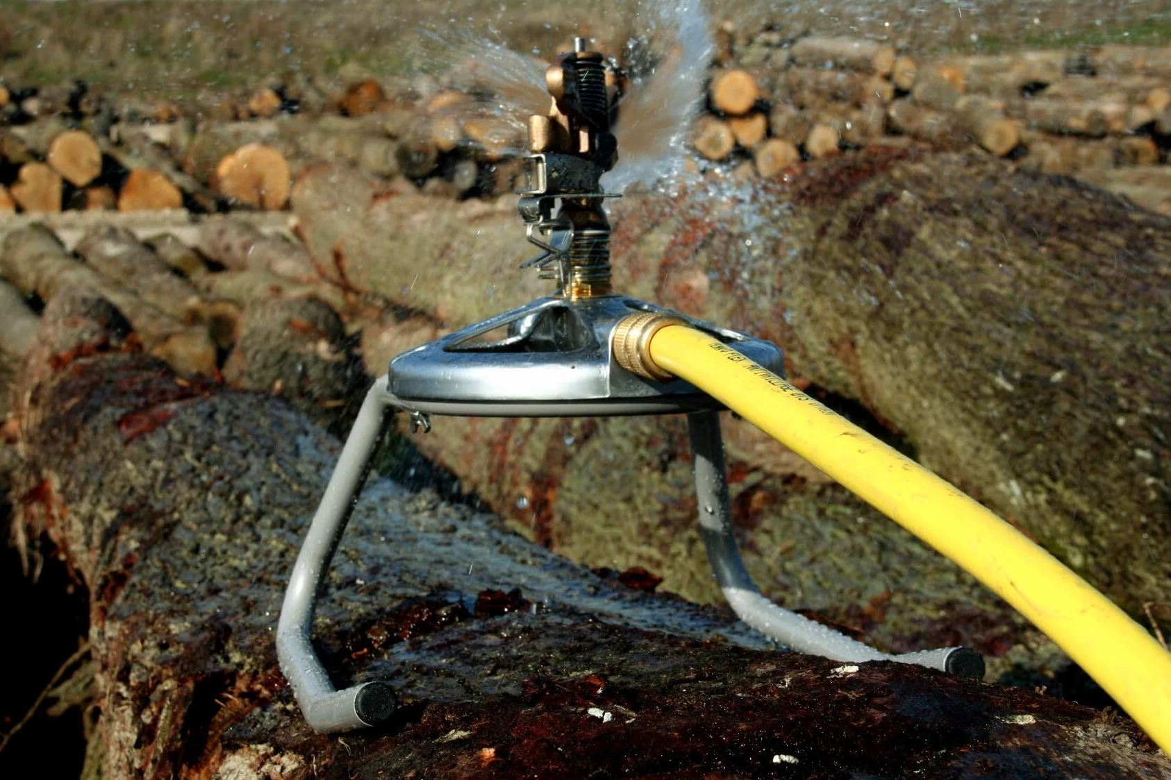 Boutt 2172557 LECS3 - Irrigatore a settori, grossa portata, su slitta, completamente in metallo