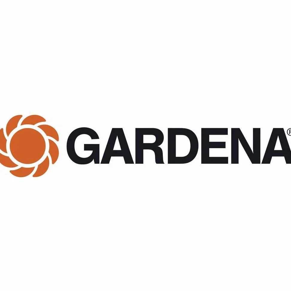 Gardena Spazzola manicata: Spazzola da lavaggio ad acqua, per la pulizia di mobili da giardino (5574-20)