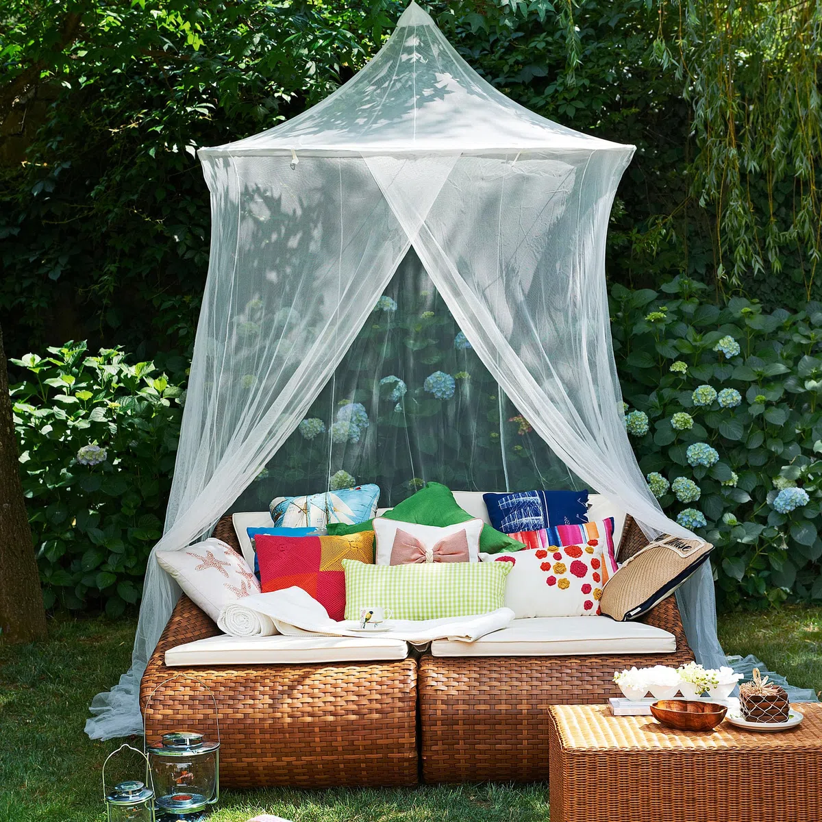 Zanzariera Grande per Letto o Patio Esterno | 1,5 m Diametro Anello Superiore | Baldacchino Conico Sospeso con Base Ampia | Rete Antizanzare per Camera da Letto, Giardino, Balcone & Terrazza