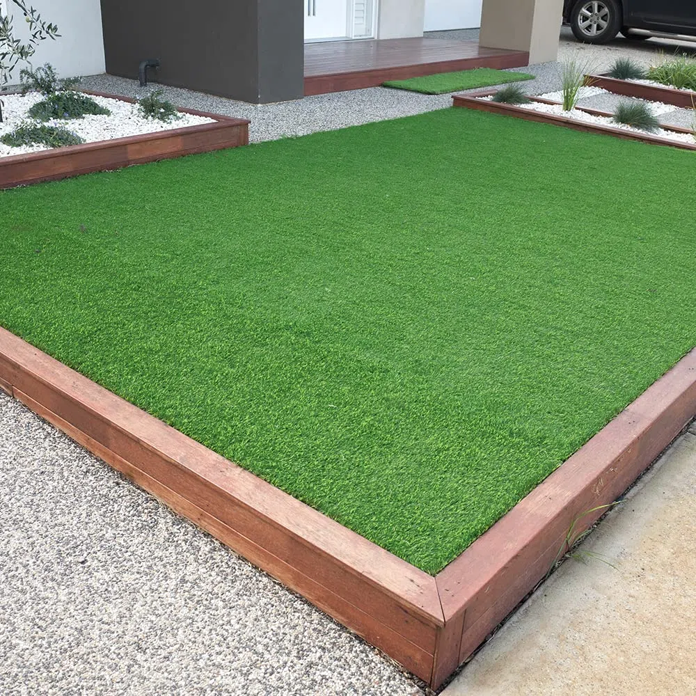 OLIVO.Shop - LUXURY SOFT GRASS GREEN Erba sintetica per giardini e terrazze, Prato sintetico 40 mm drenante, Manto erboso a rotoli artificiale, varie misure (Metri 1x1)