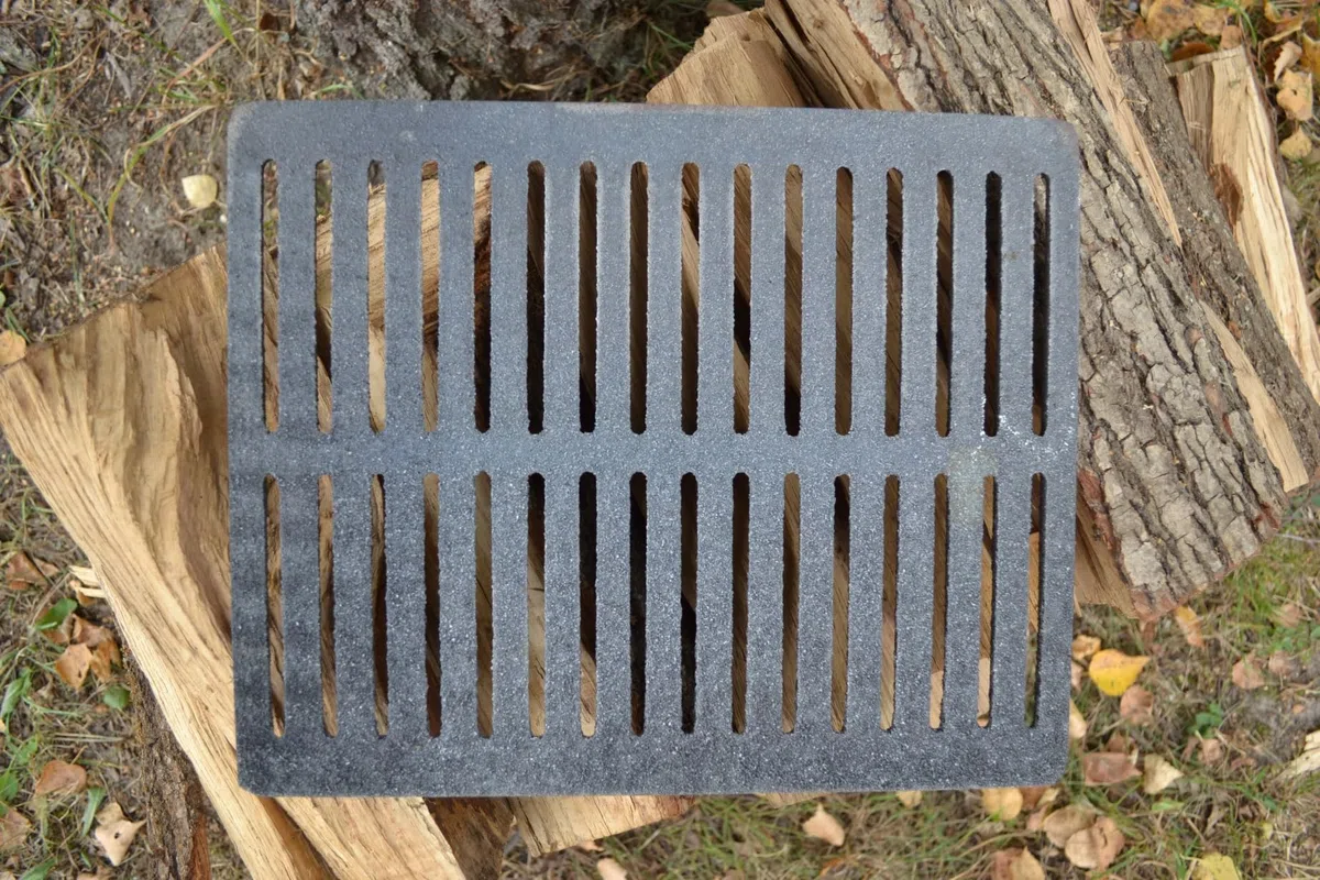 SEZAM Griglia in ghisa, 33,5 x 27,5 cm, per forno e cenere, diversi diametri, adatta per camino, stufa, griglia per stufa, griglia per forno, griglia per barbecue