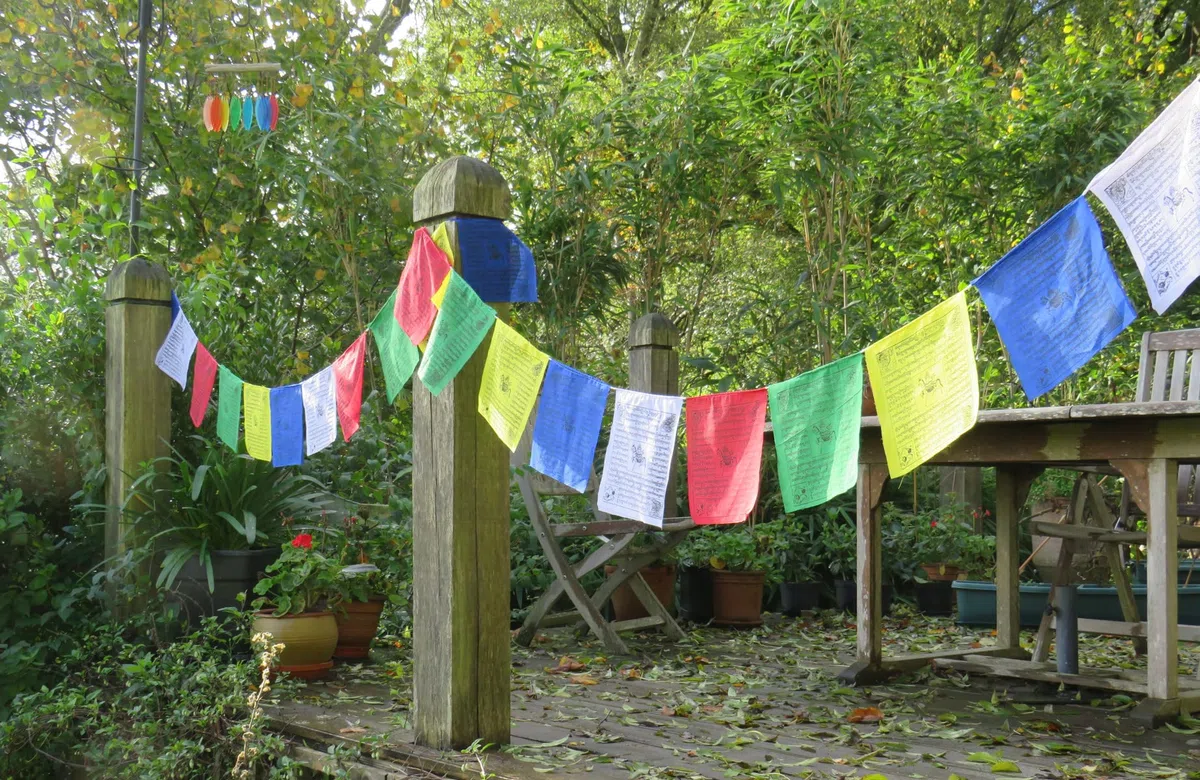 Bandiere tibetane di preghiera in cotone, commercio equo e solidale, 25 bandiere, lunghezza totale 5,5 metri