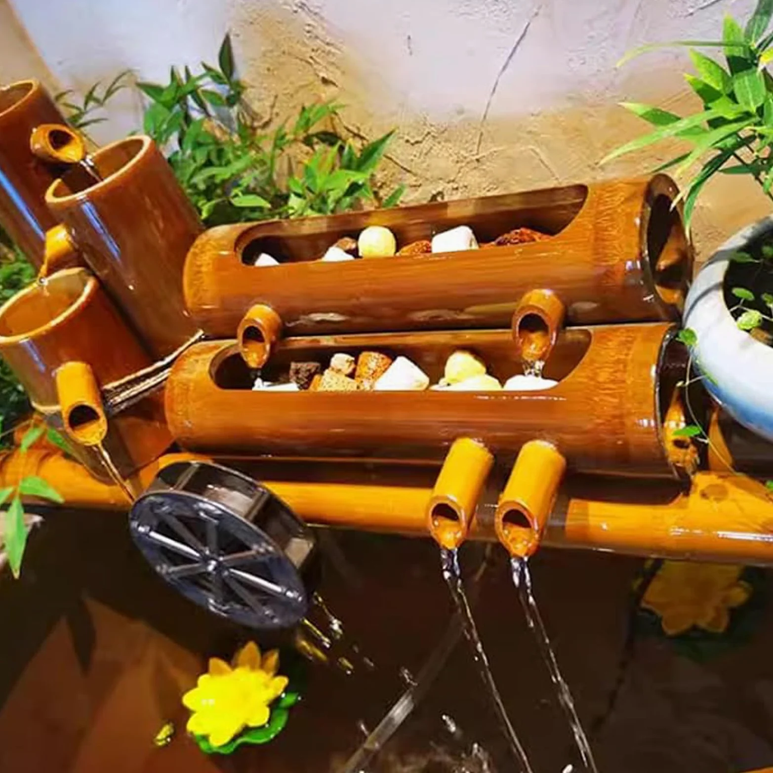 Fontana Solare In Bambù Con Pompa, Decorazione Per Il Giardino, Cascata Zen Da Esterno, Fontana Autoportante A Circolazione D'Acqua Per Patio, Giardino, Acquario, Laghetto, 24,16 Pollici (40 Cm)