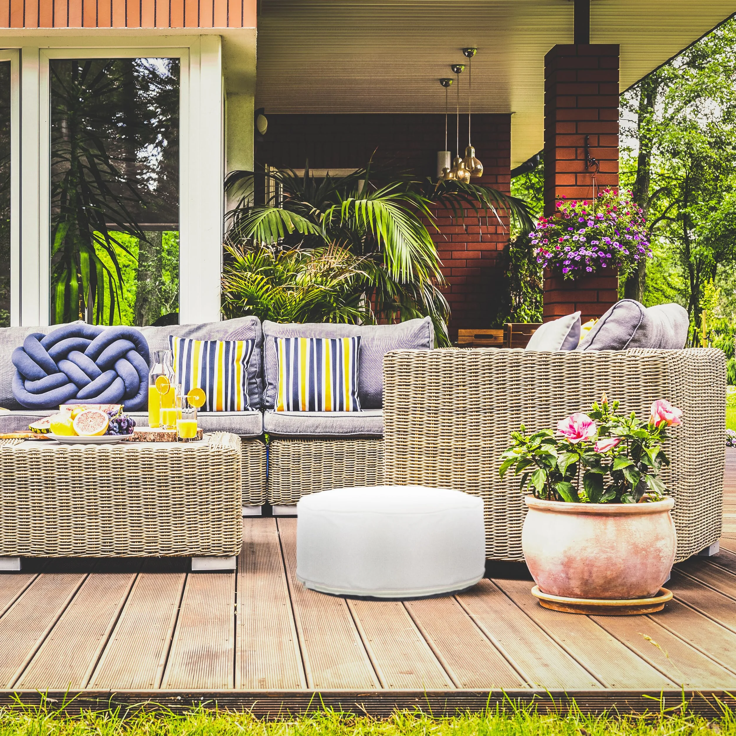 Relaxdays Sgabello Gonfiabile da Esterno, Pouf Arredo Outdoor, Poggiapiedi Rotondo da Giardino, HxD: 26x56 cm, Beige