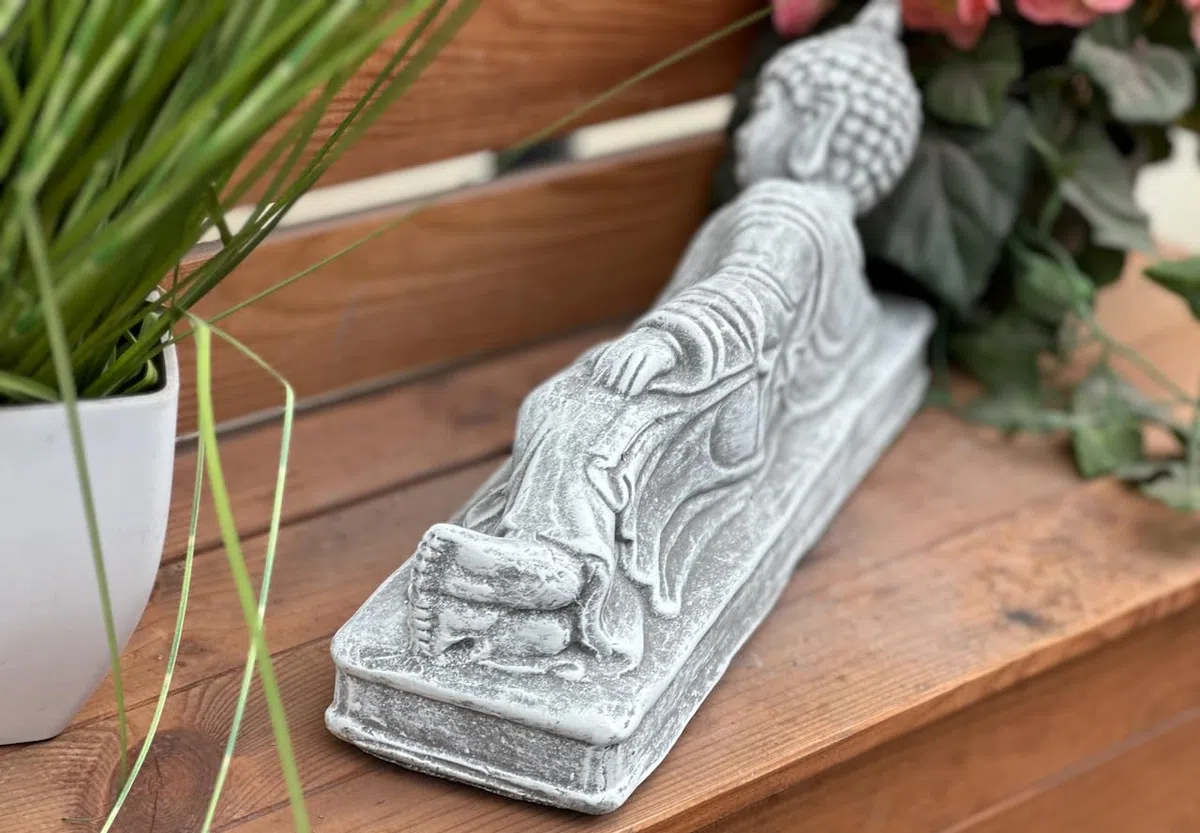 stoneandstyle Figura in pietra Shiva sdraiata, resistente al gelo, larghezza circa 33 cm