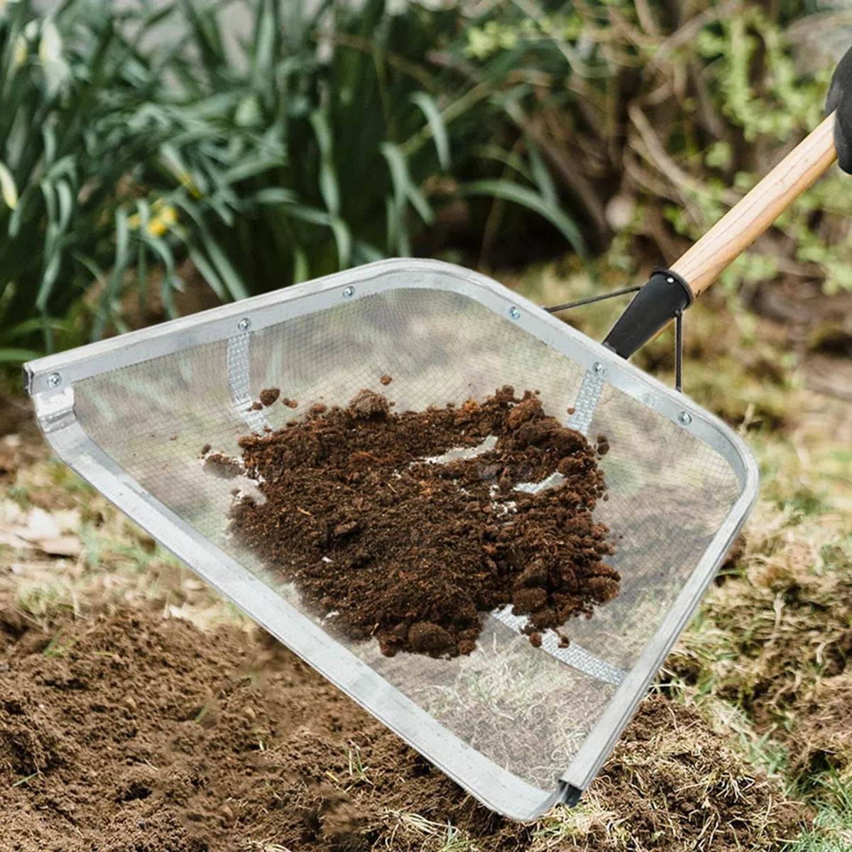 Generico Setaccio per Terreno per Giardinaggio - in Metallo Resistente alla Ruggine con Struttura A Griglia Fine, per Screening Portatile, Pala Filtrante di Grande capacità, Attrezzatura Efficie