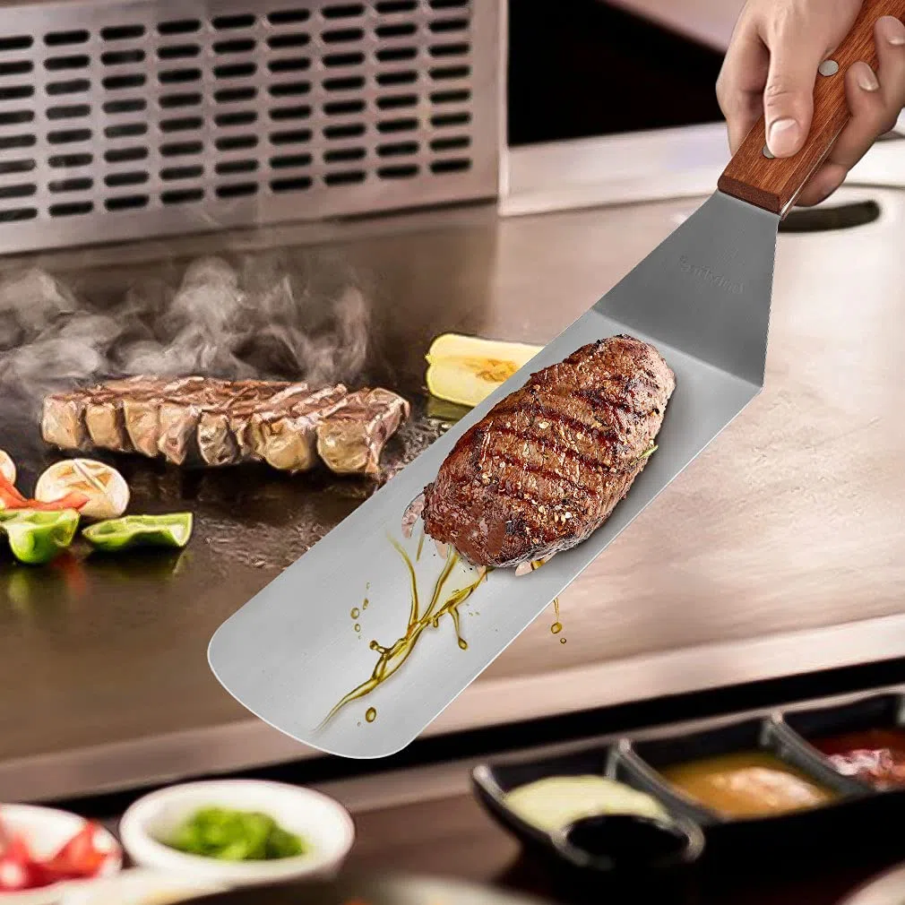 Onlyfire Set Barbecue 5 Pezzi Accessori per Grill Spatola Kit per Blackstone Grill, Camp chef flat-top Grill e altre Griglie