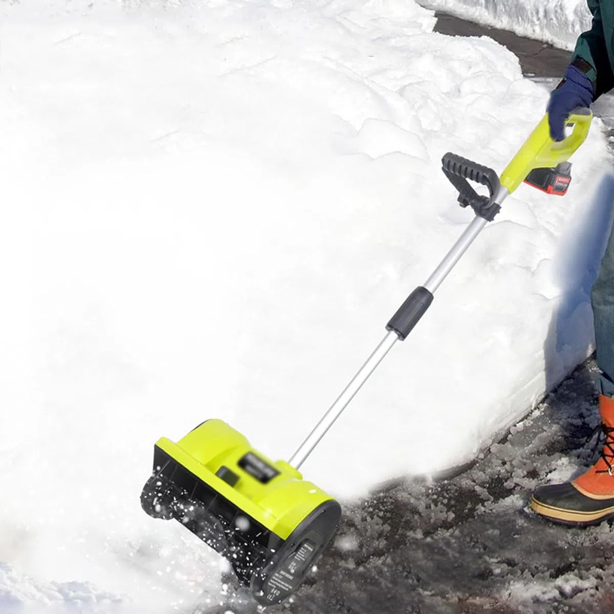 Pala da Neve a Batteria, Spazzaneve Elettrico a Spinta da 20V 12 Pollici, Spazzaneve a Direzione Regolabile da con Batteria agli Ioni di Litio da 4,0 Ah E Caricabatterie per Sgombero Vialetto