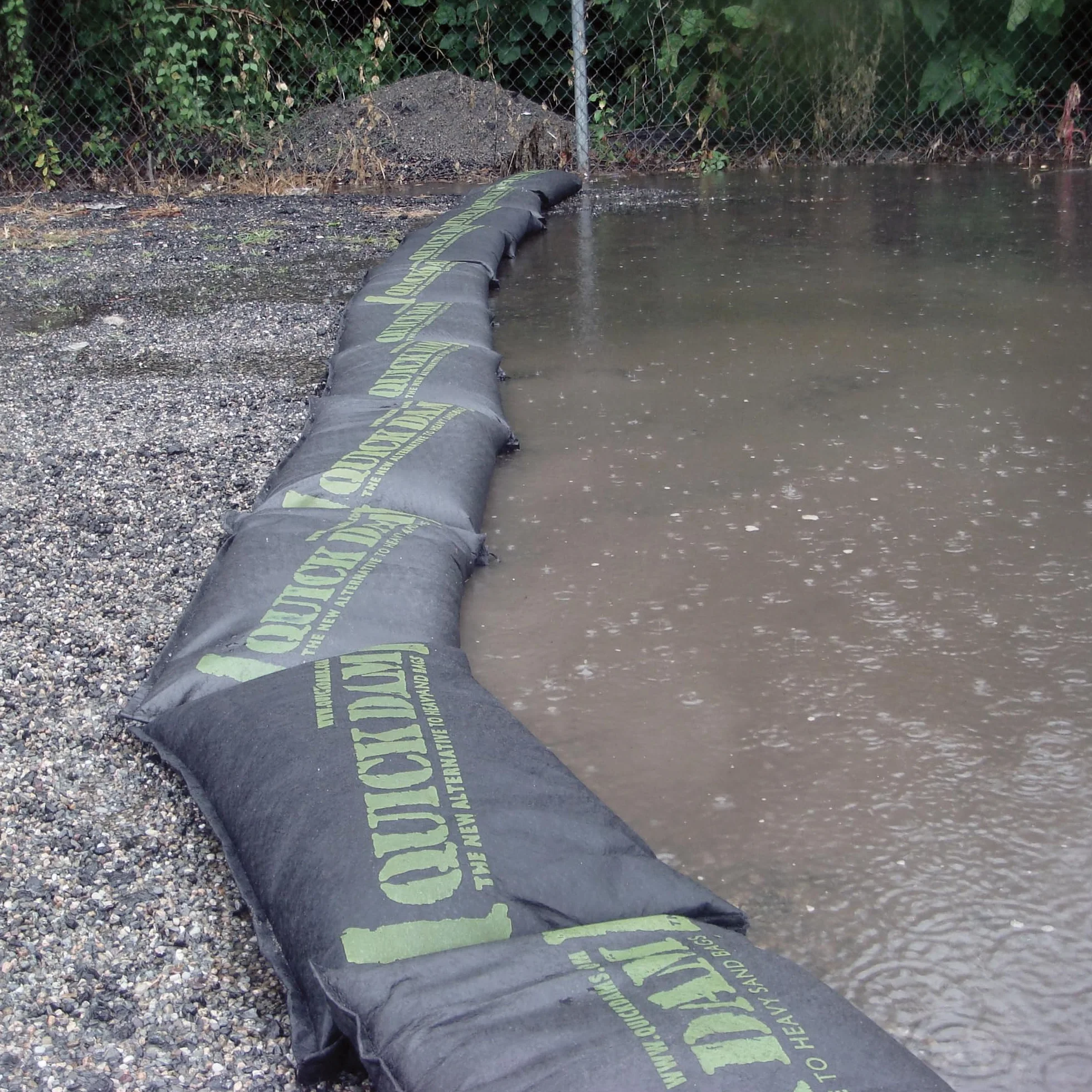 Quick Dam QD1224-2 - Sacchetti per inondazione attivati dall'acqua, confezione da 2, colore: nero