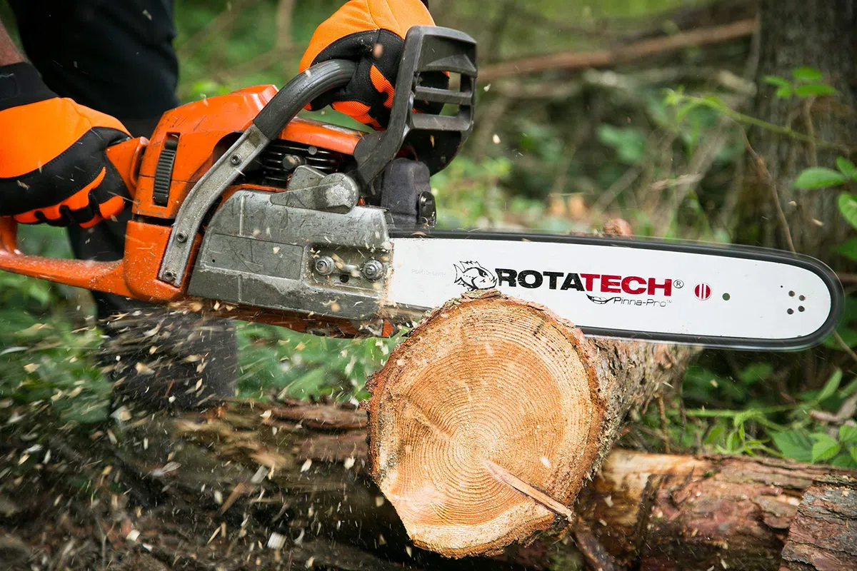 2 (due) 40,6 cm Rotatech catene per motosega per Bosch AKE40, AKE40S, AKE40-17S, AKE40-18S, AKE40-19S, UniversalChain 18,3/8" LP Pitch, calibro .43", 57 collegamenti di trasmissione.