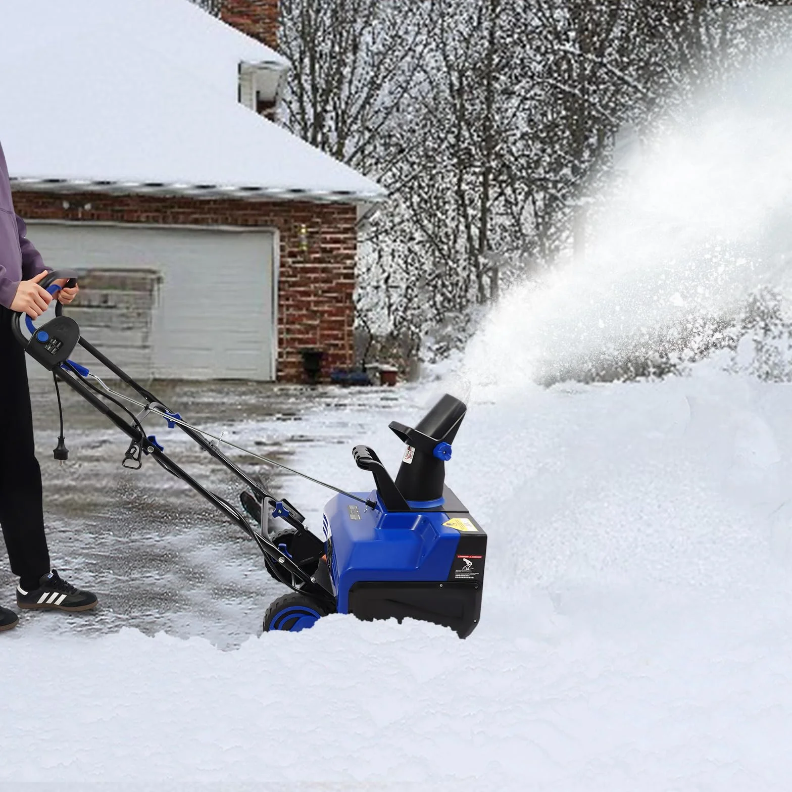 Spazzaneve elettrico per giardino, pulizia invernale, 1800 W, 3500 giri/min, 32 cm, larghezza 8 m, distanza di lancio, adatto per strade, giardini e parchi giochi (2400 W)