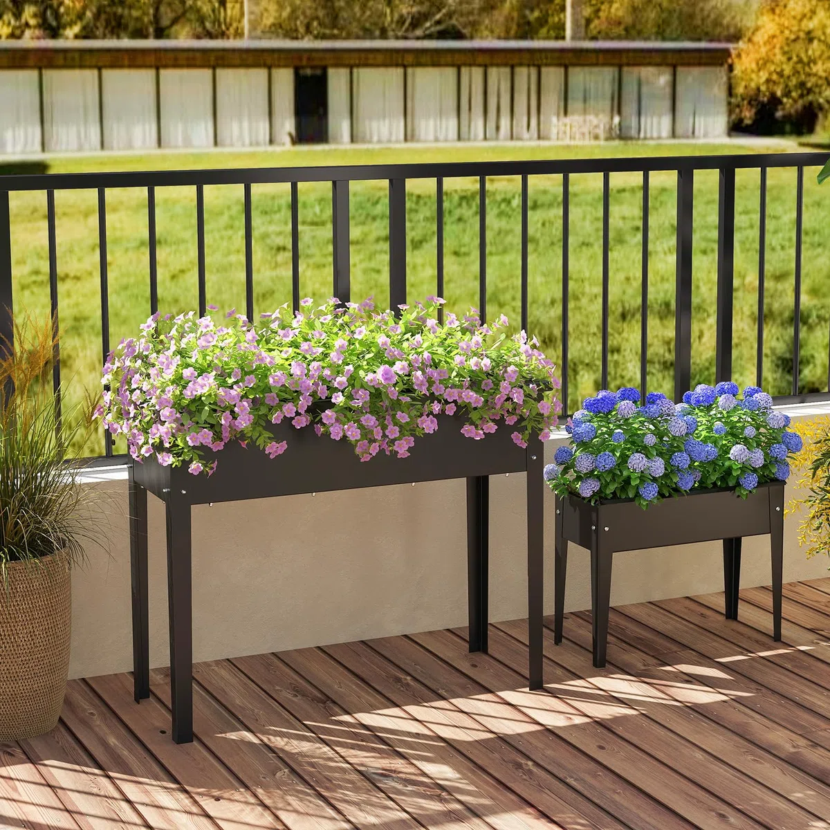 HOMASIS Aiuola Rialzata da Esterno in Ferro, Orto Rialzato Rettangolare per Balcone, Giardino e Terrazza, Fioriera Alta per Piante, Erbe, Fiori (Nero, 100 x 40 x 80 cm)