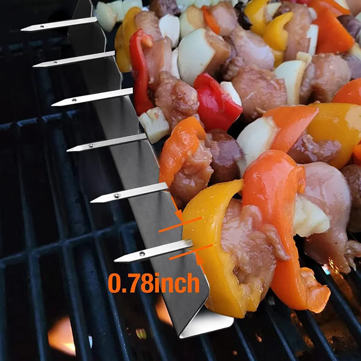 4 pezzi Supporto per Spiedini per Barbecue, Supporto per Barbecue per 6 Spiedini, Spiedini Acciaio Inox, Griglia Spiedini Rack, Accessori per Spiedi di Carne per Barbecue, per Spiedini per Esterni