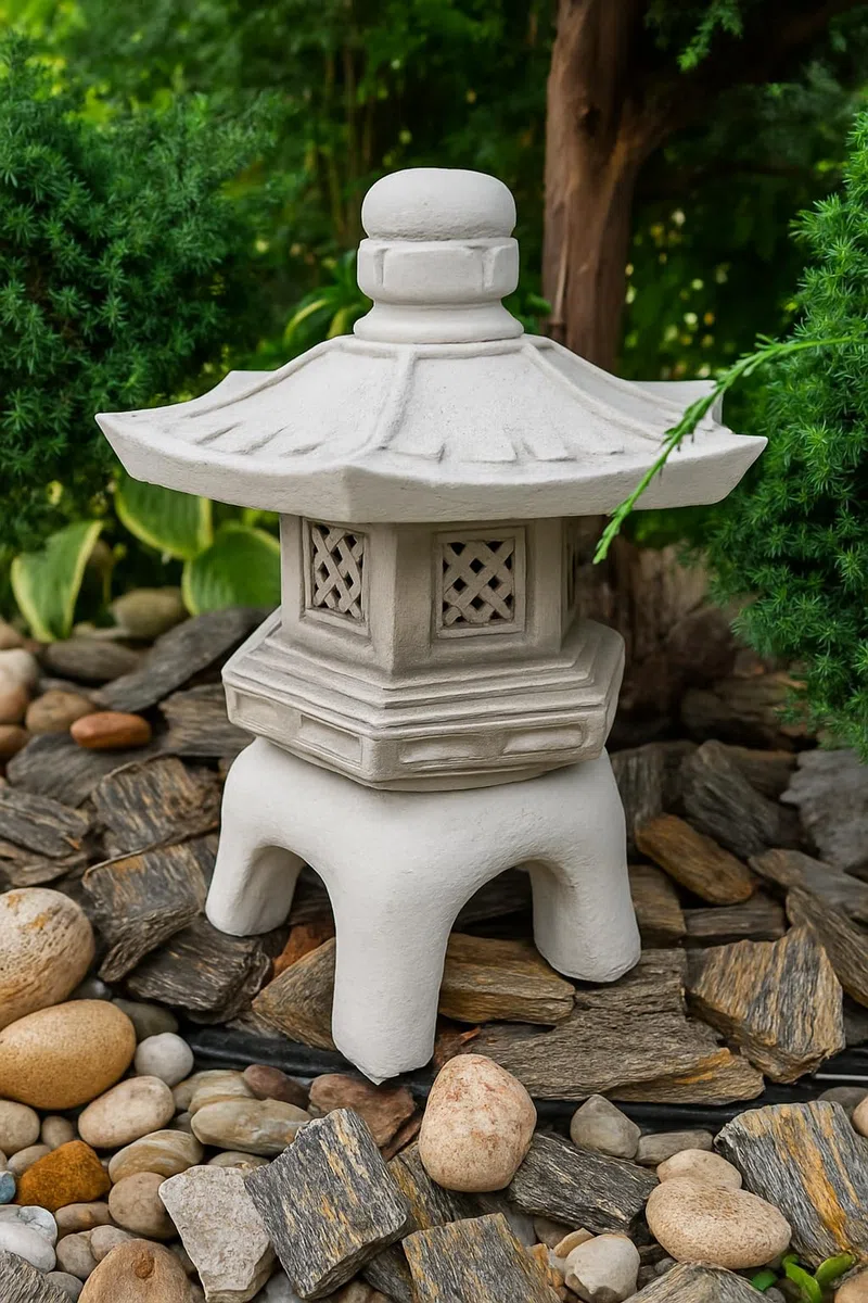 Ornamento da giardino, Pagoda/Lanterna - decorazione in pietra in stile giapponese "Kiyomizu-dera
