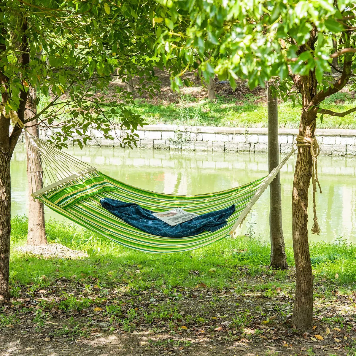 Outsunny Hammock Amaca da Giardino Doppia per 2 Persone, Dondolo Sospeso da Campeggio in Cotone e Poliestere con Cuscino 188x140cm