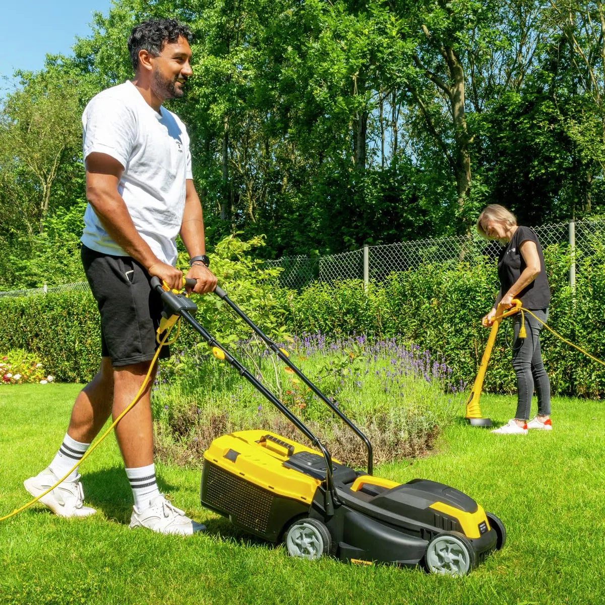 Powerplus Tosaerba elettrico e tagliaerba POWXG62205T – Tosaerba con diametro di 1300 W e 320 mm e tagliaerba con diametro di 250 W e 220 mm, attrezzi da giardino