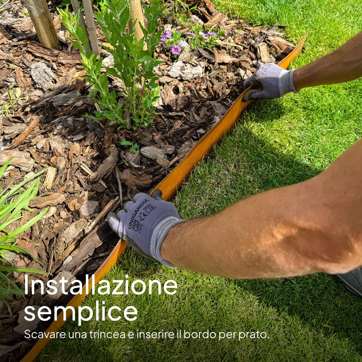 UNIGARDIA Bordura per Giardino in Acciaio Corten 10 m - Bordura per Aiuola in Metallo, Altezza 14 cm - Installazione Facile - Bordo per Prato in Ruggine, 1 Paio di Guanti Inclusi