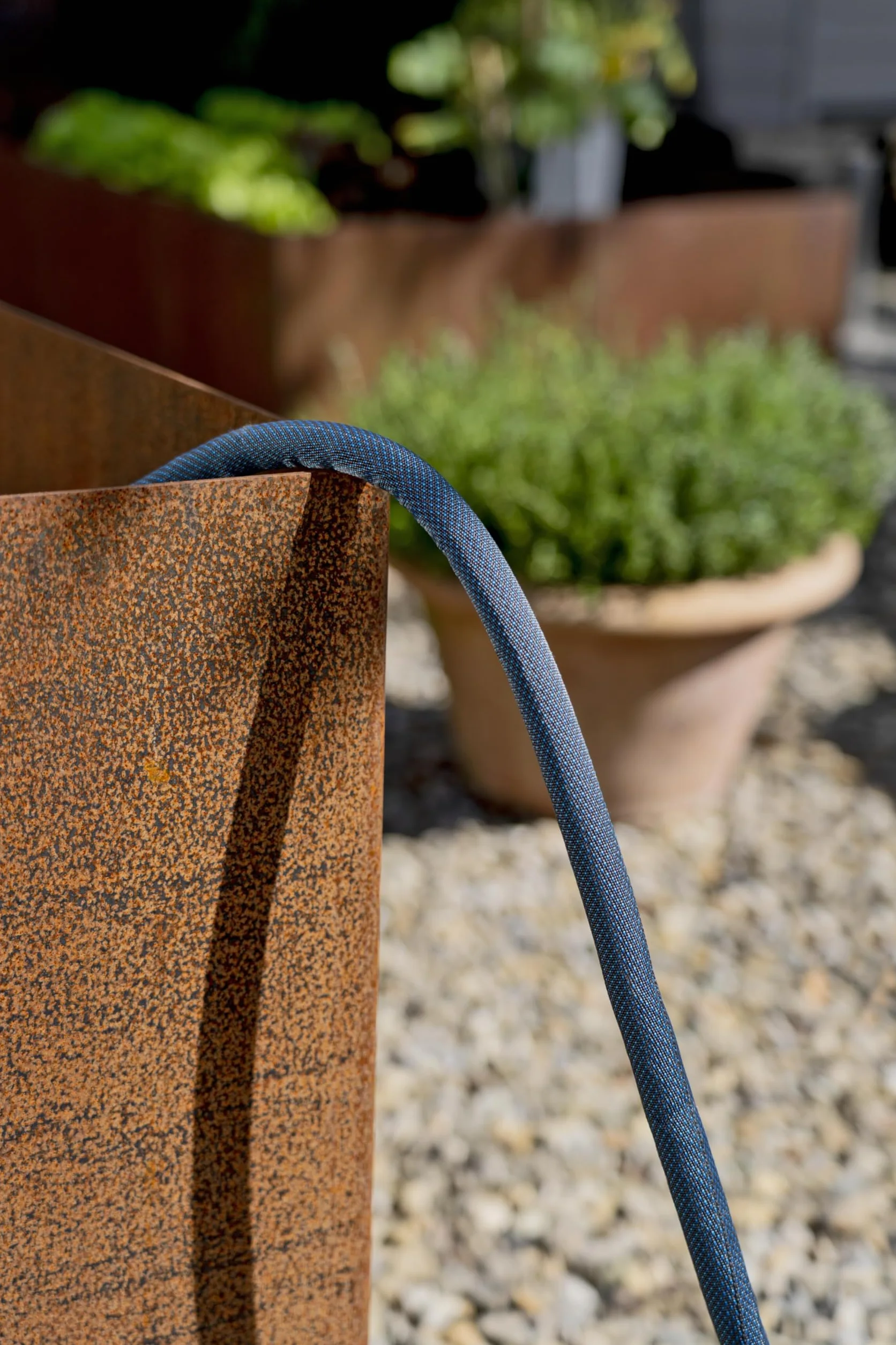 Gardena Liano Xtreme 1/2 pollici, set da 25 m: tubo da giardino in tessuto molto robusto, per rubinetti interni, con tubo interno in PVC, peso ridotto, resistente alle intemperie (18475-20)