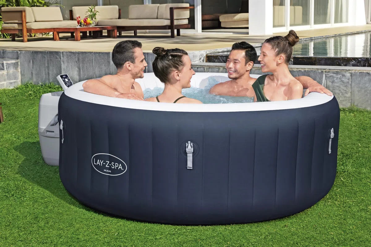 Bestway 6001C Idromassaggio a risparmio energetico Lay-Z-Spa Miami AirJet, 2-4 persone, blu