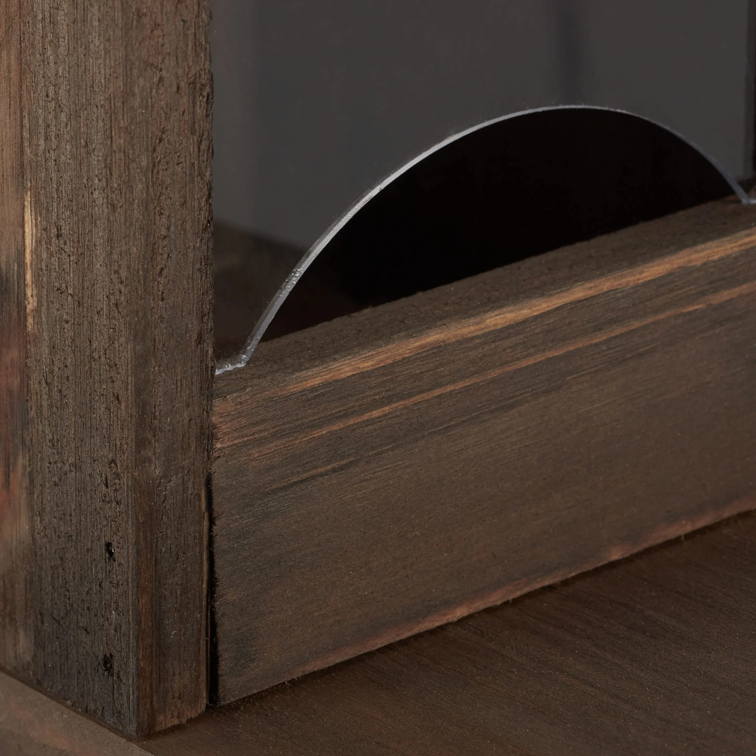 Relaxdays Mangiatoia per Scoiattoli, Autoportante, in Legno, HxLxP: 17,5 x 12 x 25 cm ca. Colore Marrone Scuro