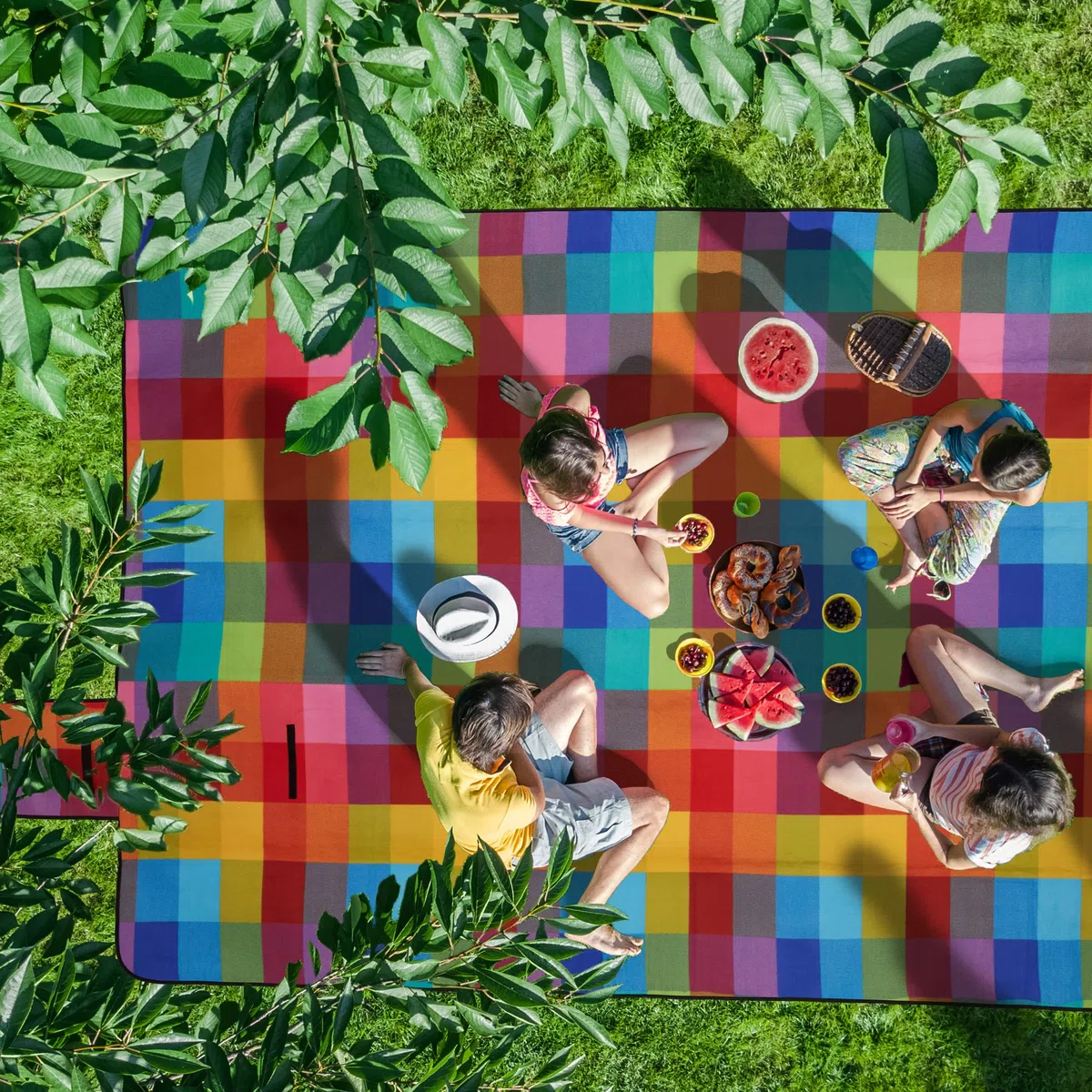 Relaxdays Coperta da Picnic XXL, 200 x 300 cm, Plaid Impermeabile Spiaggia, Isolante, Telo Morbido con Manico, Colorato