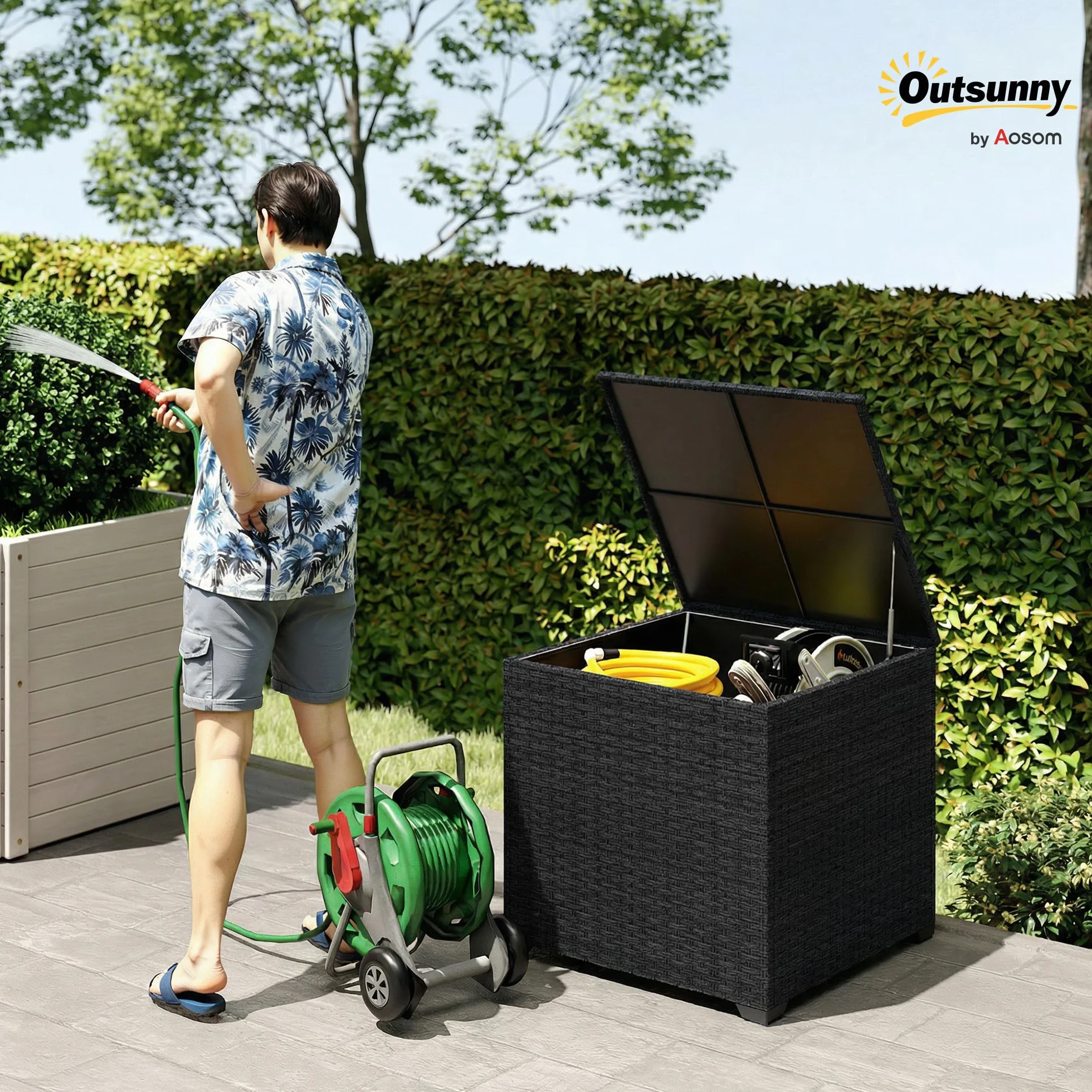 Outsunny Baule portaoggetti esterno in rattan sintetico, 253 l, con asta idraulica, fodera con cerniera e telaio in acciaio, carico 50 kg, per giardino, terrazza, 72 x 72 x 70 cm, nero