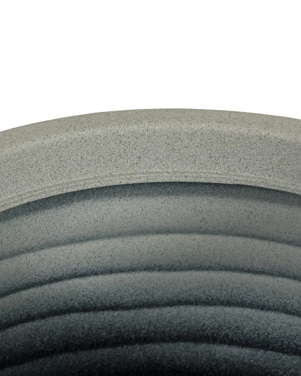 Mazovia Vaso fiori, per terrazza, balcone e casa, fioriera da esterno, 40x40x37 cm TERRA M resina di alta qualità, resistente ai raggi UV e al gelo, impermeabile, Grigio, effetto cemento, 1 pz.