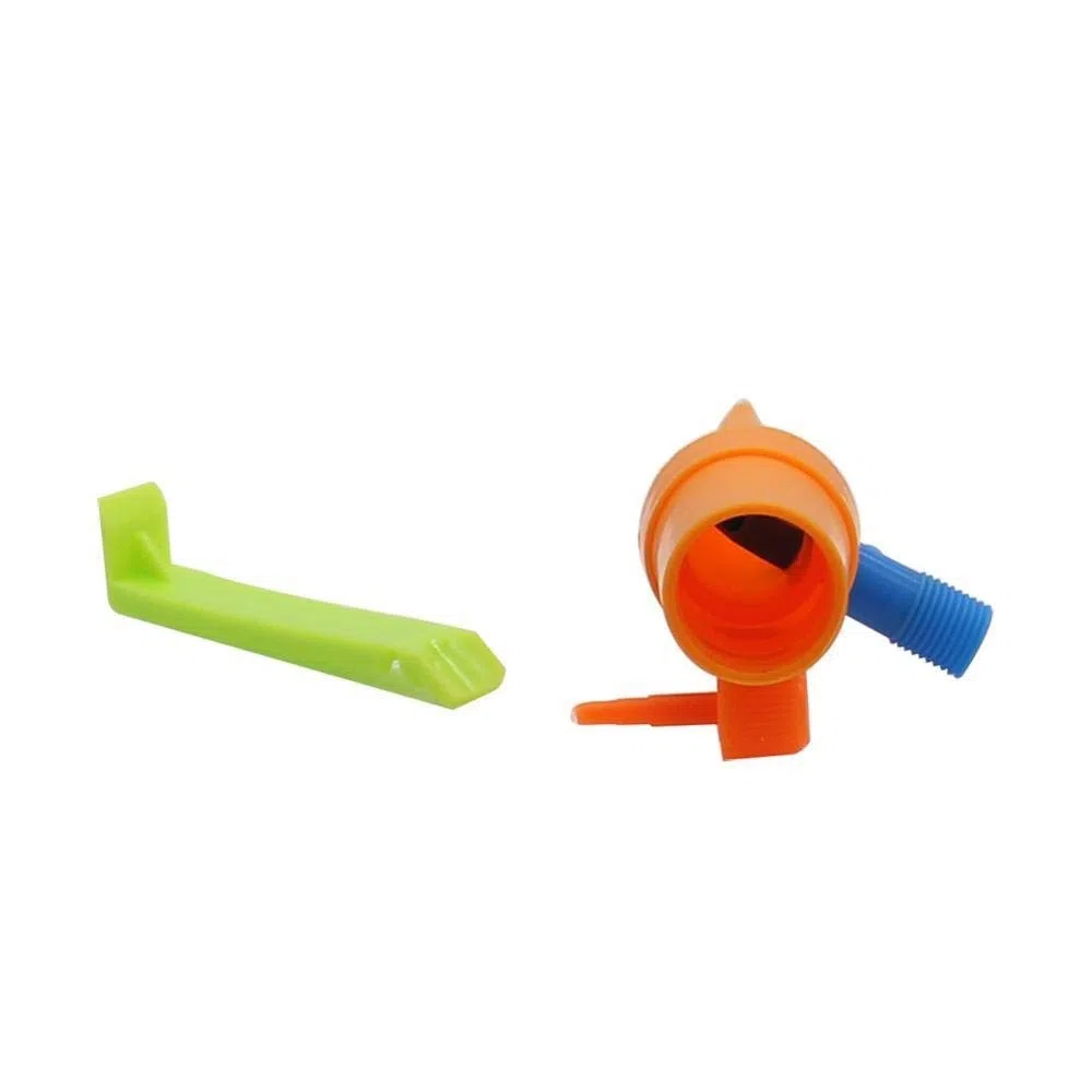 Tubo flessibile da giardino con connessione rapida Pianta in vaso Spiked Watering Gocciolatore regolabile dispositivo Automatic Self Watering Giardino Balcone Waterers bottiglia di irrigazione 50 Pc