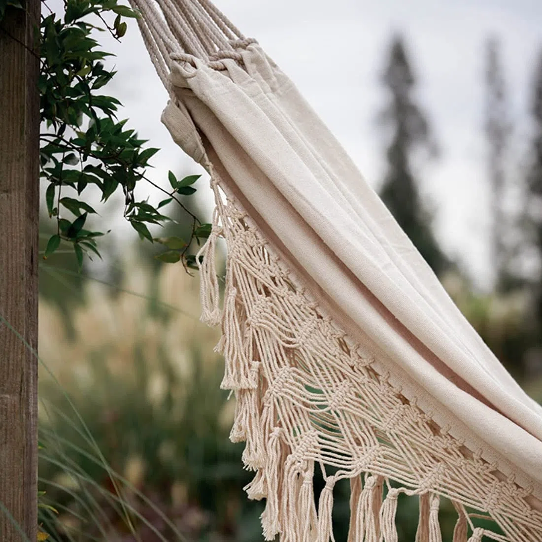 Amaca da esterno Campeggio Amaca da giardino Letto in cotone Amache con frange in macramè Amacas balcone Boho con nappe fatte a mano Amac doppia Giardino dietro la casa Spiaggia Terrazza