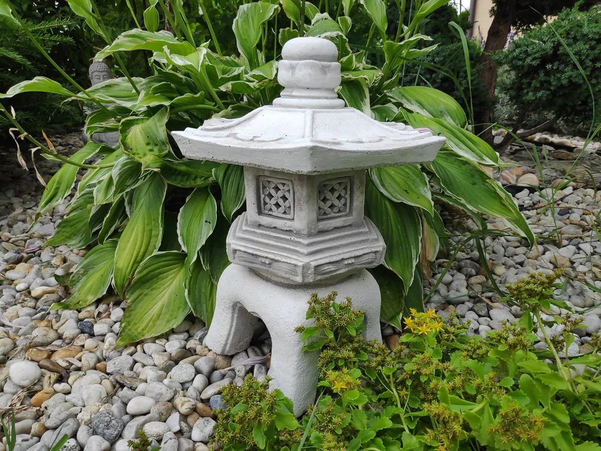 Ornamento da giardino, Pagoda/Lanterna - decorazione in pietra in stile giapponese "Kiyomizu-dera