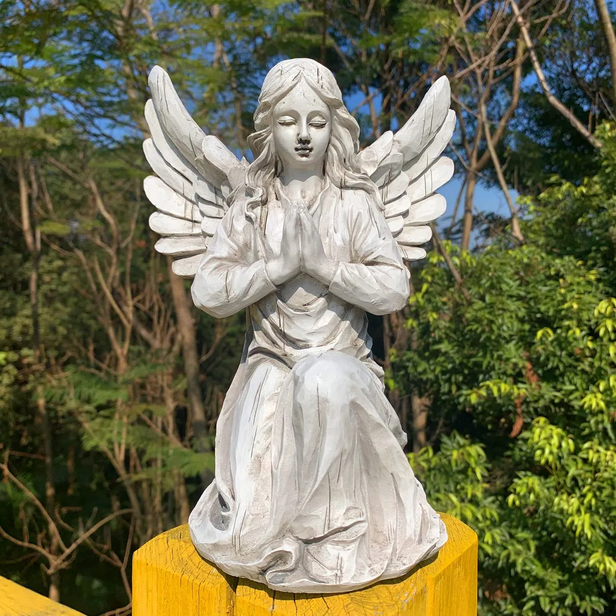 Statua di Angelo in Preghiera da Giardino, Scultura Religiosa di Fata Impermeabile Figurina Decorativa Arte Decorazione per Patio, Prato, Cortile, Ornamento Regalo Inaugurazione Casa Angeli