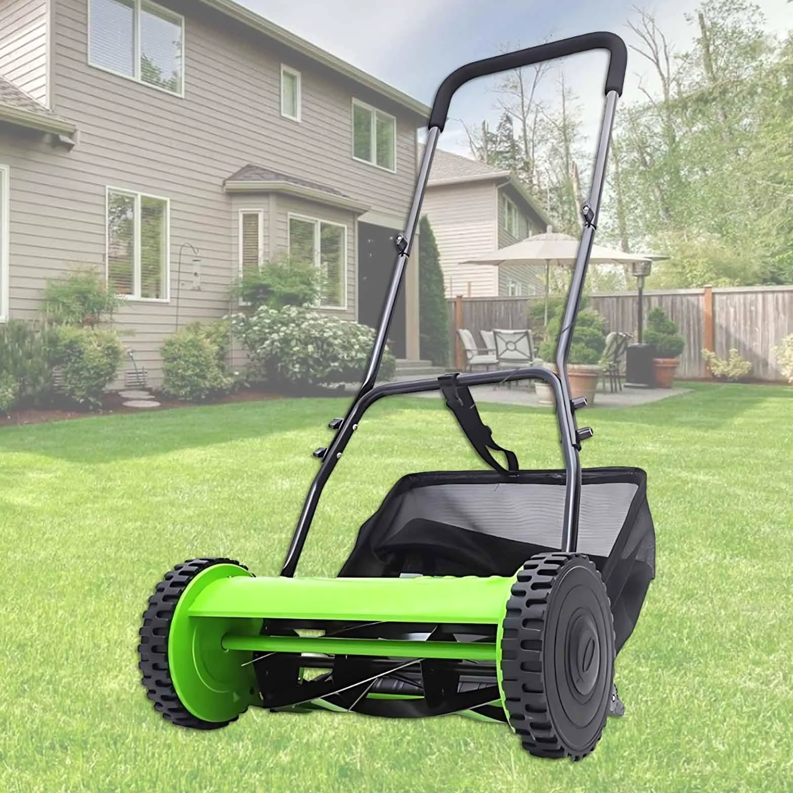 Falciatrice manuale con sacco di raccolta erba, lame in acciaio al manganese, altezza regolabile 17-33 mm, ideale per piccoli giardini e prati residenziali