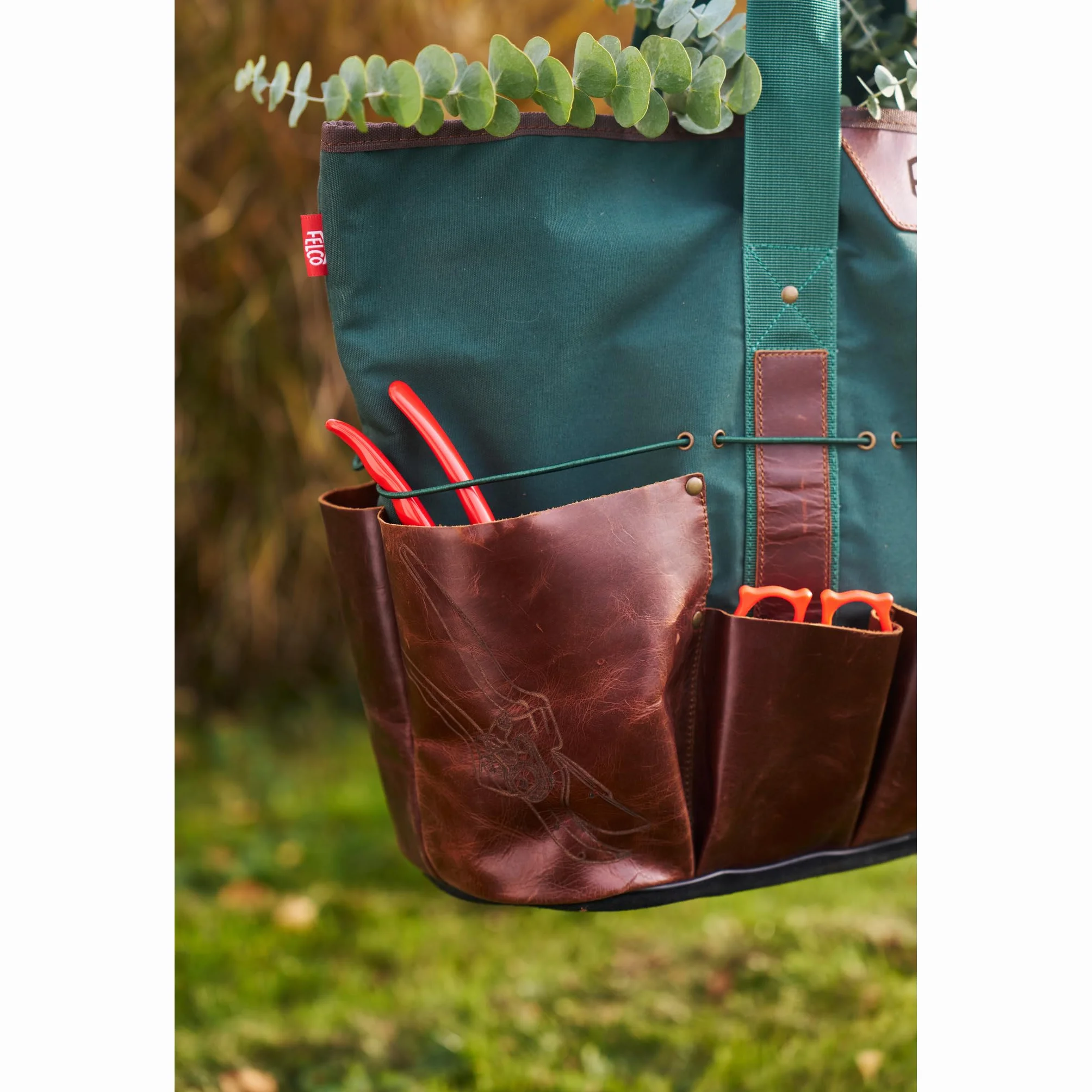 FELCO 481 Borsa Multiuso da Giardino, Tela Idrorepellente, Tasche in Pelle di Bufalo Cerata, Fondo in Pelle Nera, Cinghie Elastiche Dori, 500mm, Design Lifestyle e Pratico
