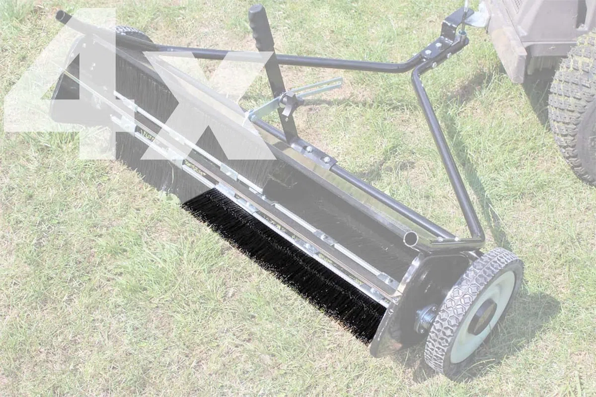 Wiltec Spazzole di ricambio 55 cm per spazzatrice da prato da 105 cm 4 pezzi Trattorino tosaerba