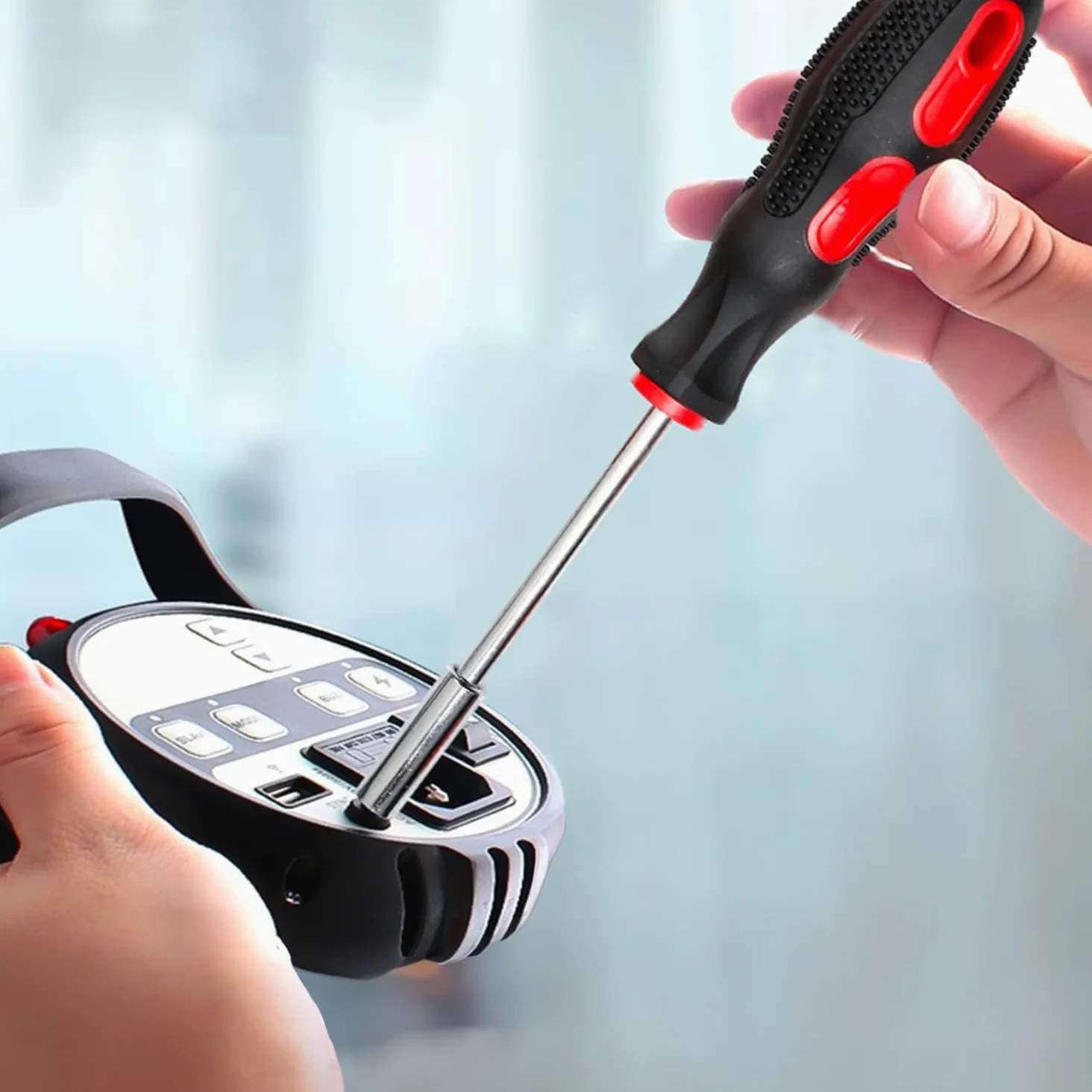 Avilia Set 143 Attrezzi Manuali con Valigetta - Kit Utensili Ideale per Lavori di Fai da Te, Bricolage e Professionali