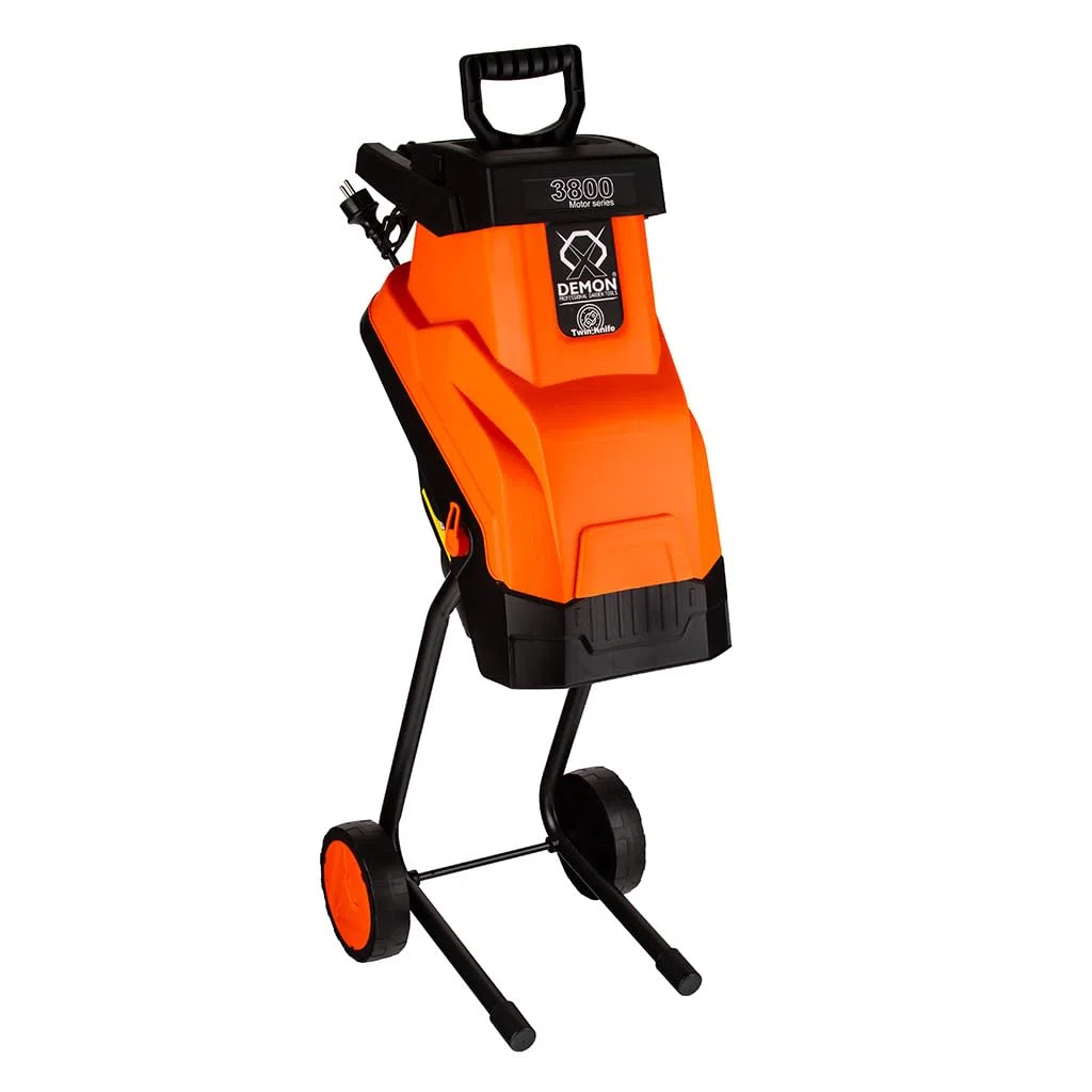 Trituratore per rami da giardino, 3,8kW, 2500 giri/min, diametro massimo rami 40mm, sacco 45 litri, interruttore di sicurezza