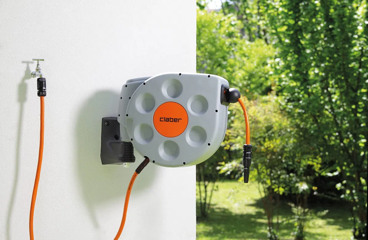 Claber Rotoroll Evolution 20m, Avvolgitubo automatico per installazione a parete dotato di slow rewind