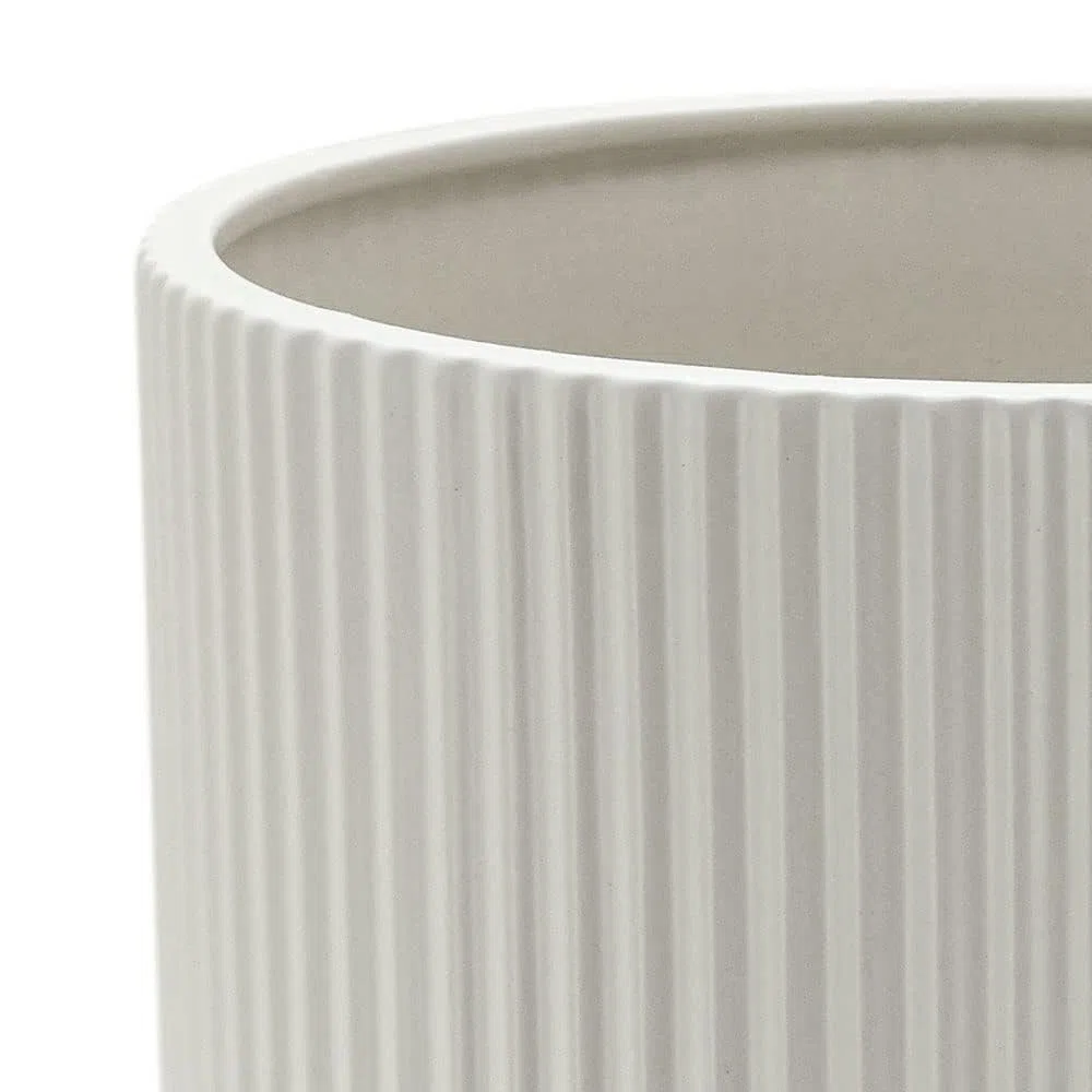Amazon Basics Vasi in ceramica scanalati Rotondo di dimensioni assortite, , set da 3, bianco, 15.2 cm, 20.3 cm, 25.4 cm
