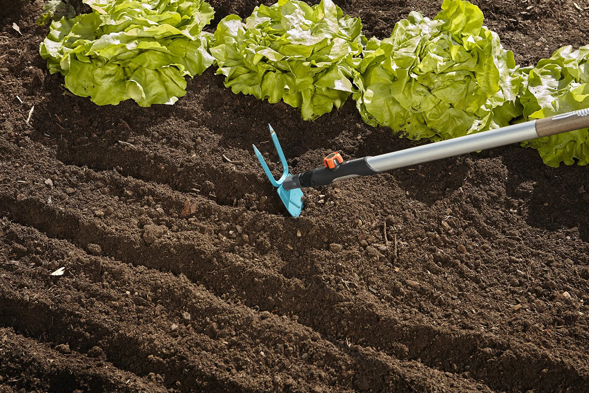 Gardena Zappa combisystem: Zappa con lama a cuore, 2 denti, larghezza di lavoro 7 cm, in acciaio di alta qualità, rivestita con Duroplast (3215-20)