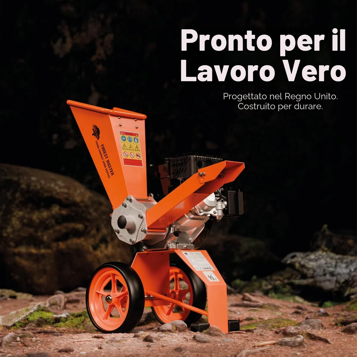 Forest Master 6hp - Cippatrice compatta a benzina con azionamento diretto 208 cc, 4 tempi, per produrre pezzi fino a 50 mm di diametro, portatile, leggera e ben bilanciata, facile da riporre