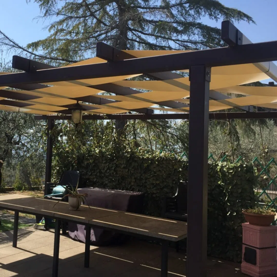 TENDAGGIMANIA Fascia Ombreggiante per pergola PVC Impermeabile 650 gr/mq- Misura 50 cm x 600 cm - Colore Avorio 226- Teli per Pergolati Onde SU MISURA Telo Copertura Pergolato Gazebo
