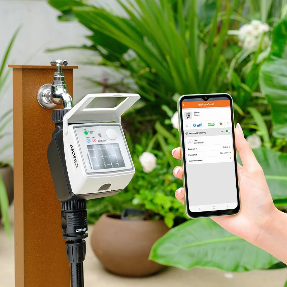 Claber Tempo myAquaSolar – Programmatore 1 via con pannello solare integrato, controllo smart Bluetooth® tramite app myClaber, 2 programmi, senza batterie, attacco 3/4”, compatibile sensore pioggia.