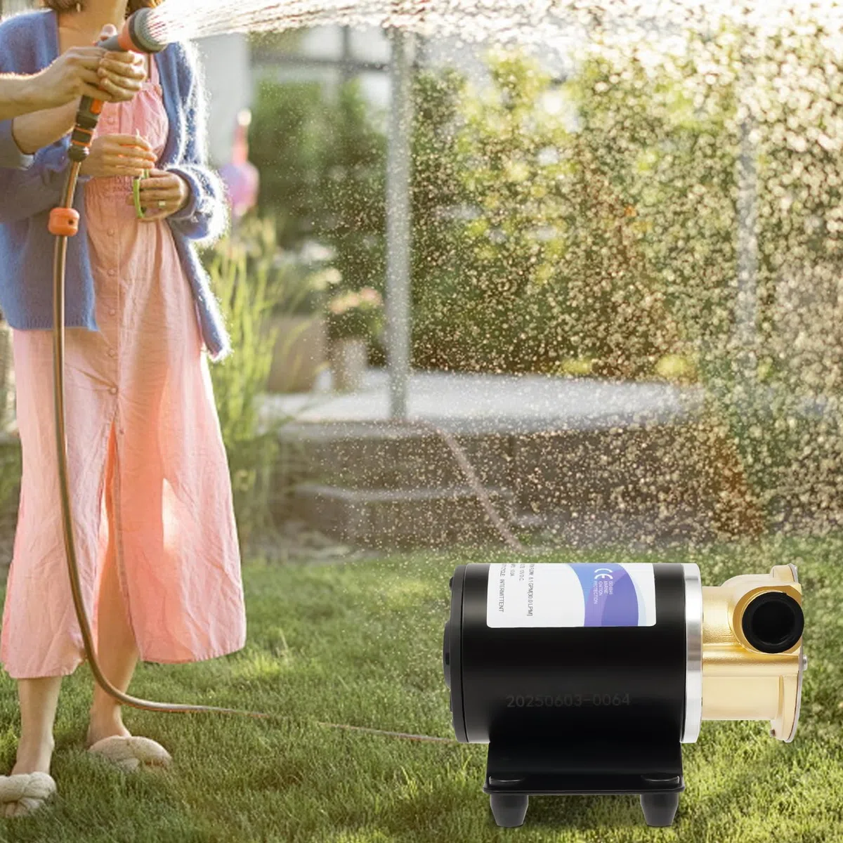 Pompa dell'acqua da 12 V, pompa per acqua da giardino, autoadescante, pompa da giardino, pompa da giardino, pompa per acqua subacquea, pompa anfibi, per stagno, acquario, fontana solare, piscina