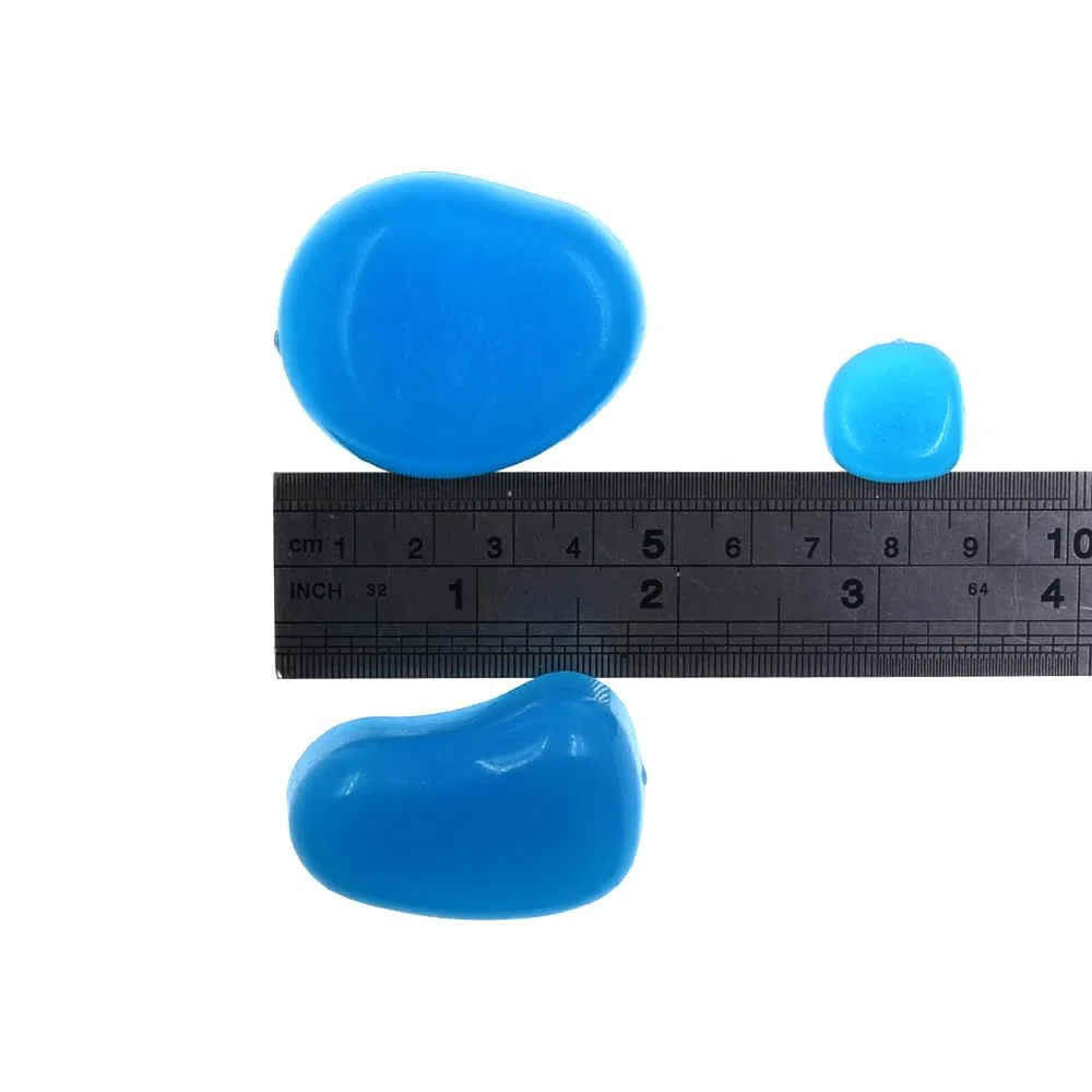 QTTLLI 20 ciottoli grandi da 4,5 cm, che si illuminano al buio, pietre decorative per giardino, sentiero, passerella, cortile, acquario, blu