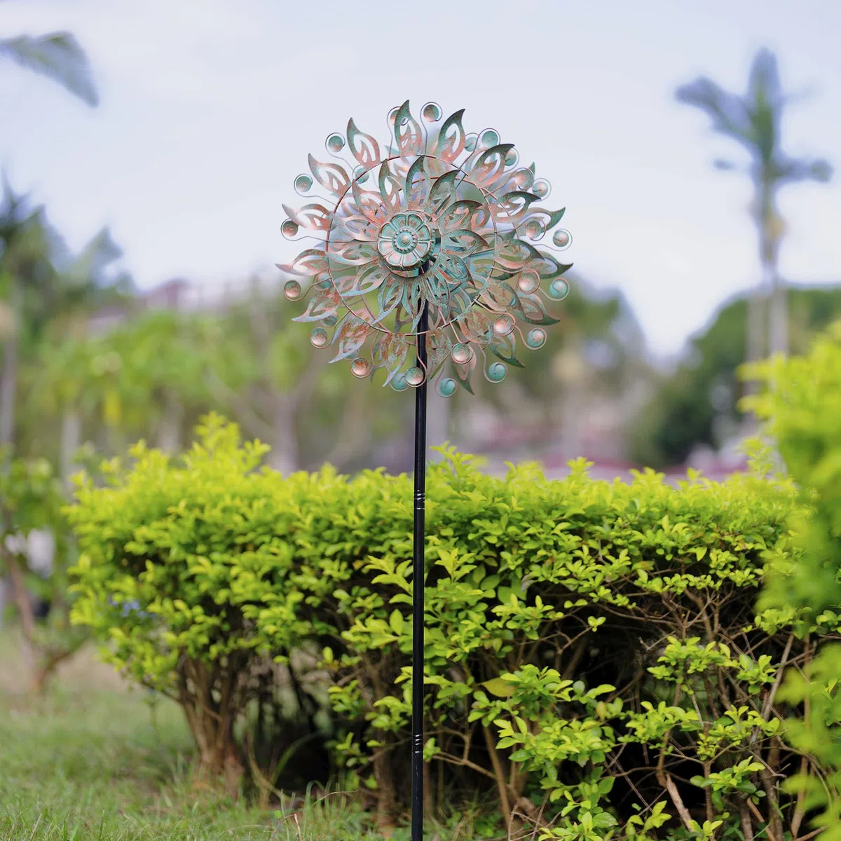 DREAMYSOUL Girandola a vento in metallo, diametro 41,9 cm x altezza 162,6 cm, grande girandola a vento all'aperto, 5 denti, sculture cinetiche e filatori per giardino e cortile (bronzo)