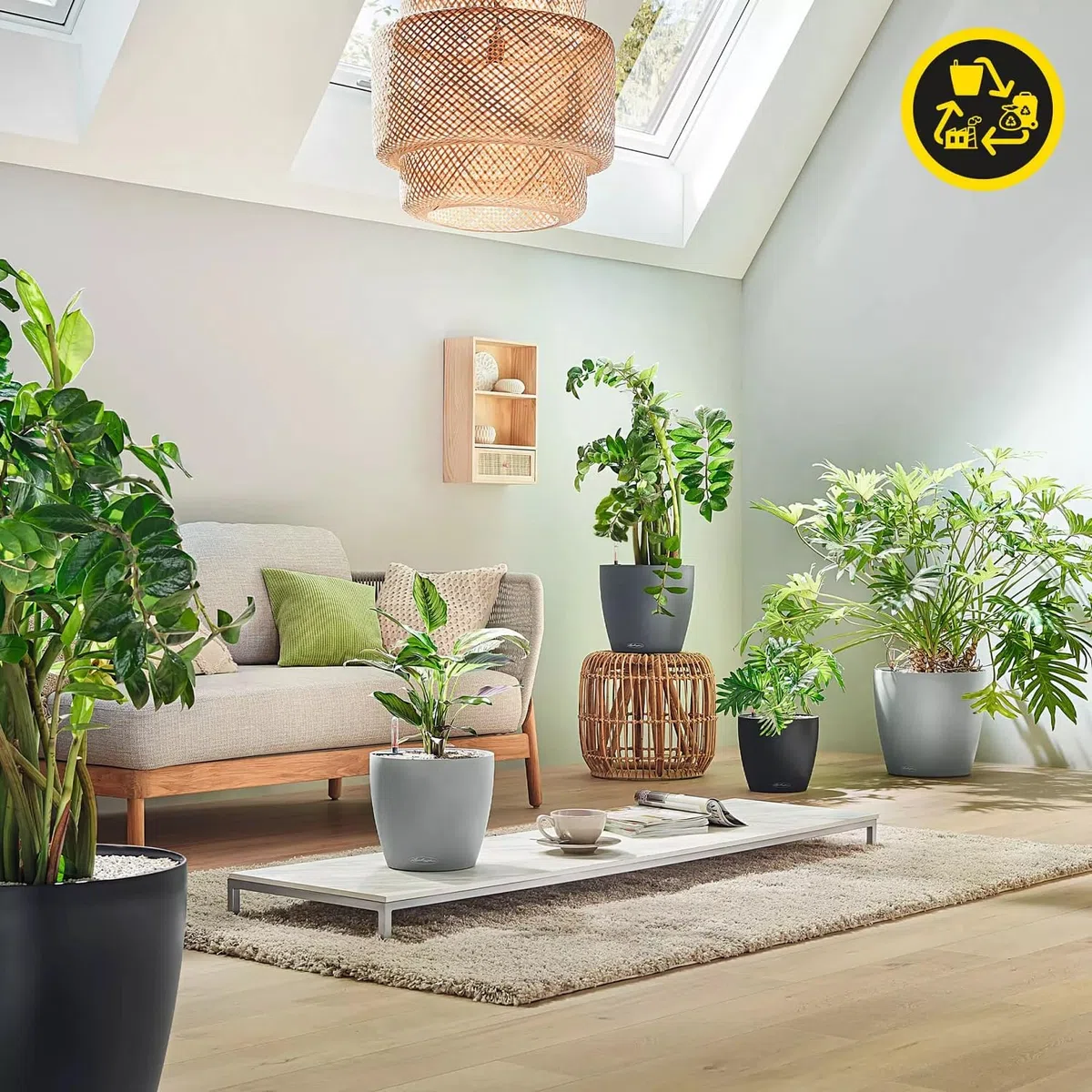 LECHUZA - Vaso per piante Classic Color ECO 35, grigio scuro, con sistema di irrigazione e indicatore del livello dell'acqua, in plastica riciclata al 100%