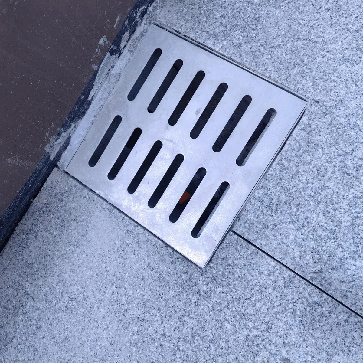Canaletta Scolo Acqua Copertura per Trincea di Drenaggio in Acciaio Inossidabile, Griglia di Drenaggio per Pozzetto Quadrato con Telaio/Pozzetti per Cortile, Griglia per Acqua Piovana Lunga 10 20 30