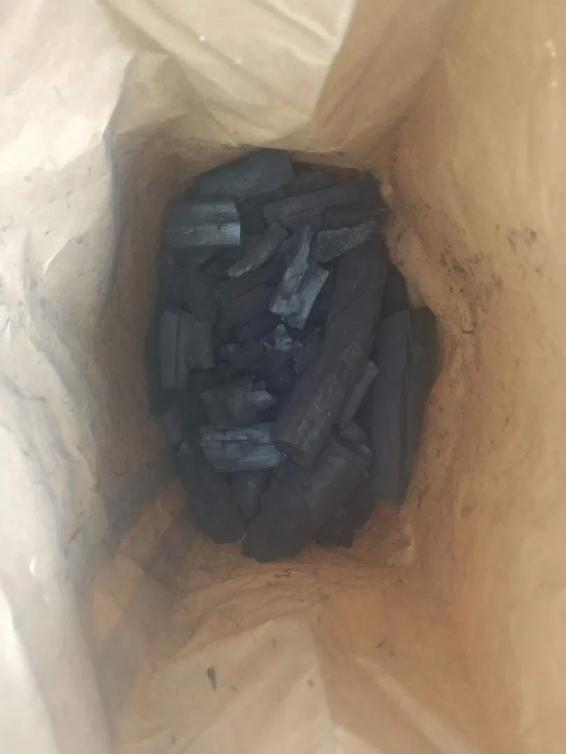 Carbonella per Barbecue Vegetale Artigianale - Sacco da 10 kg