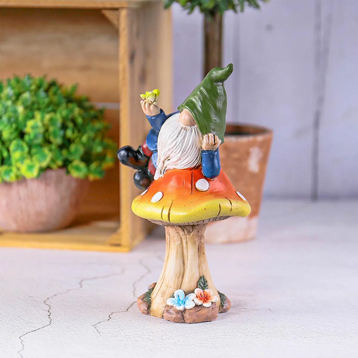 Statuetta decorativa a forma di nano da giardino su fungo in resina – Simpatico cartello di benvenuto per casa e giardino, 10,5 x 8 x 17,5 cm, decorazione perfetta per gli amanti dei nani